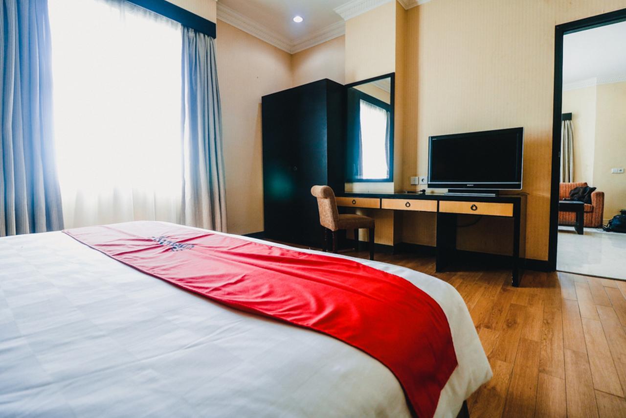 מלון Reddoorz Premium @Jalan Jendral Sudirman פאלמבאנג מראה חיצוני תמונה