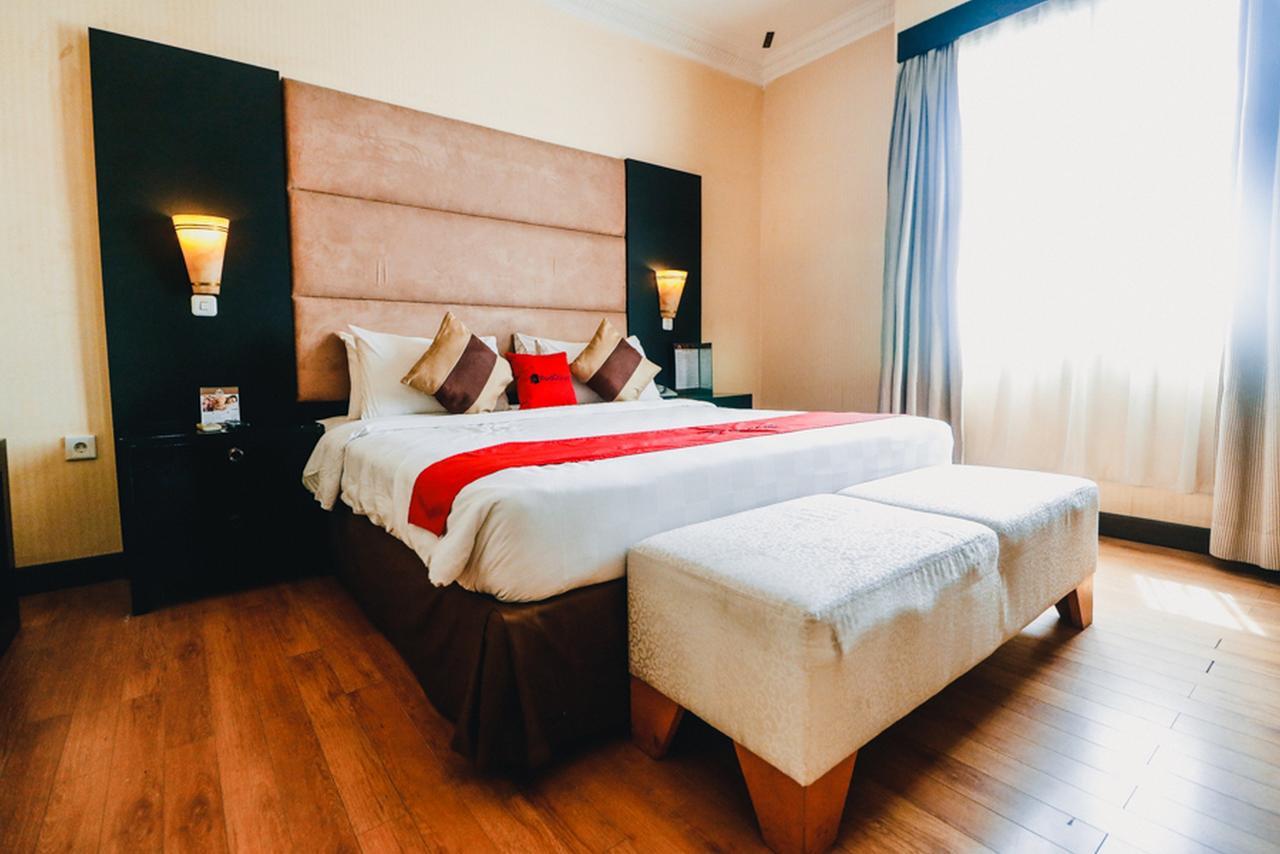 מלון Reddoorz Premium @Jalan Jendral Sudirman פאלמבאנג מראה חיצוני תמונה